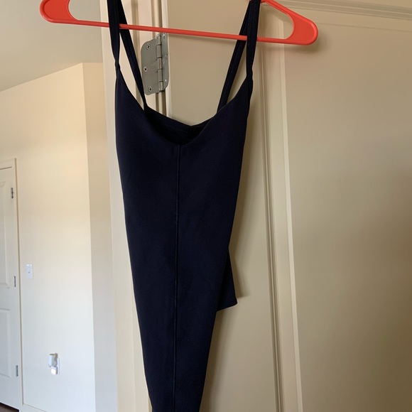 ‼️SOLD‼️ Athleta front plunge bodysuit - Picture 2 of 4